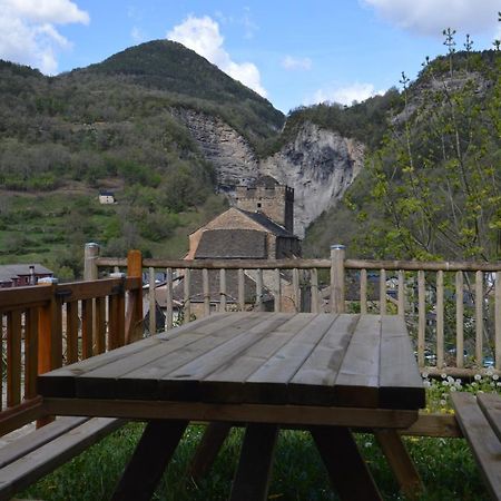 Hotel Rural El Porton De Murillo Broto Exterior photo