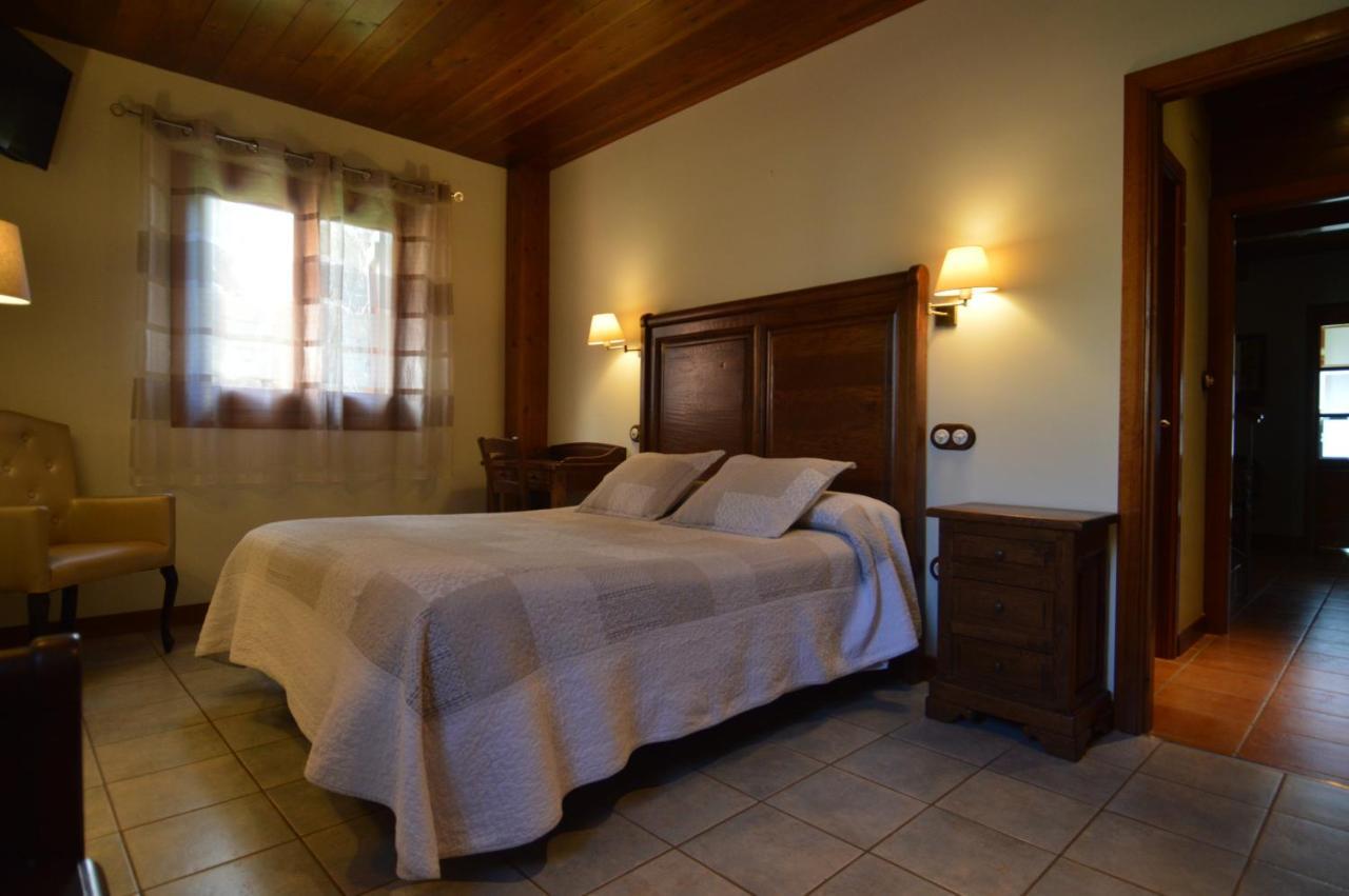 Hotel Rural El Porton De Murillo Broto Exterior photo