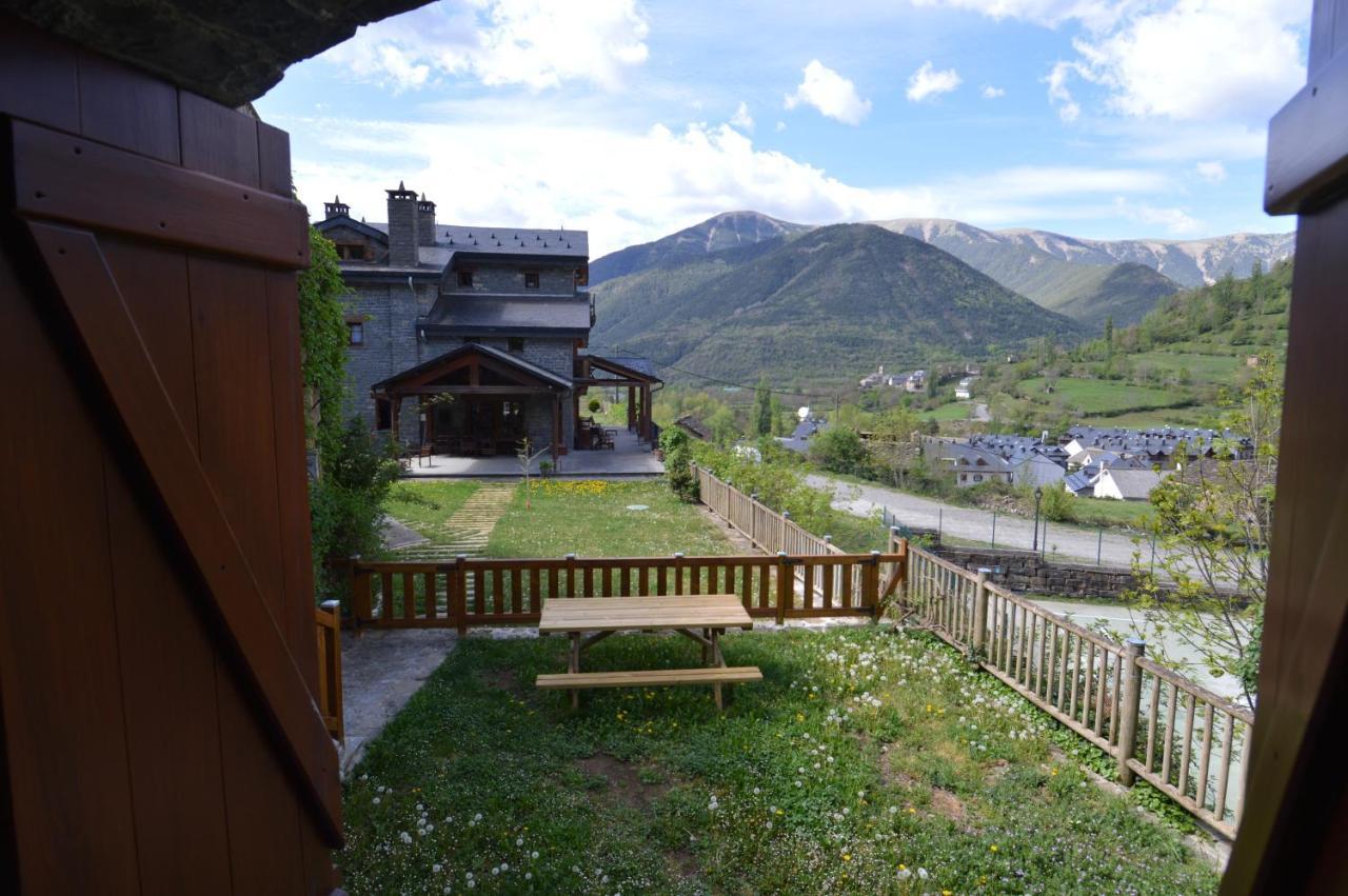 Hotel Rural El Porton De Murillo Broto Exterior photo