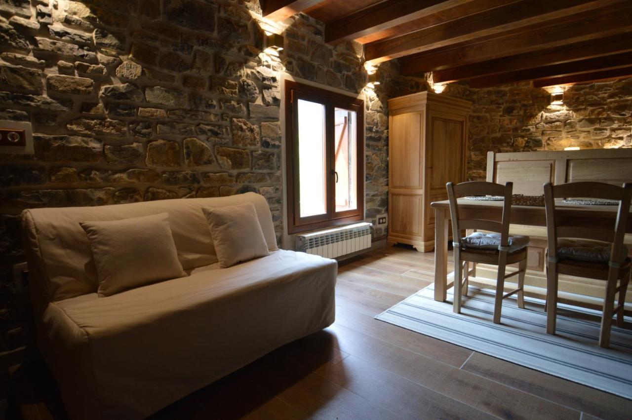 Hotel Rural El Porton De Murillo Broto Exterior photo