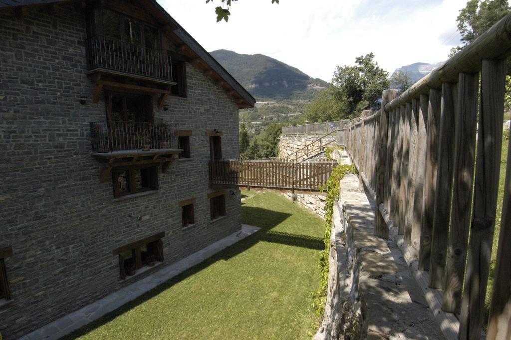 Hotel Rural El Porton De Murillo Broto Exterior photo